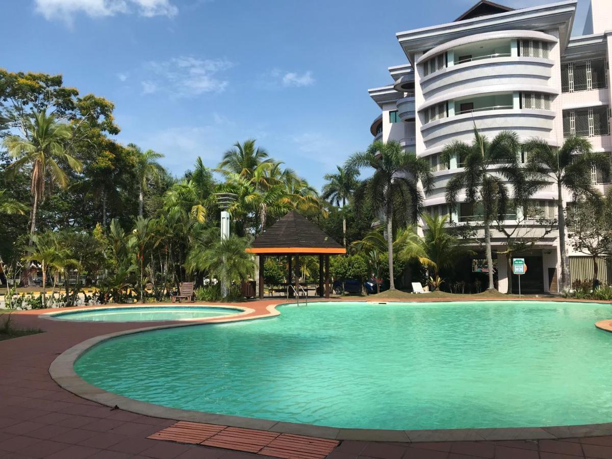Rimbun Suites & Residences Бандар-Сери-Бегаван Экстерьер фото